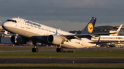 Lufthansa Airbus A320-214 (D-AIUS) at  Hamburg - Fuhlsbuettel (Helmut Schmidt), Germany