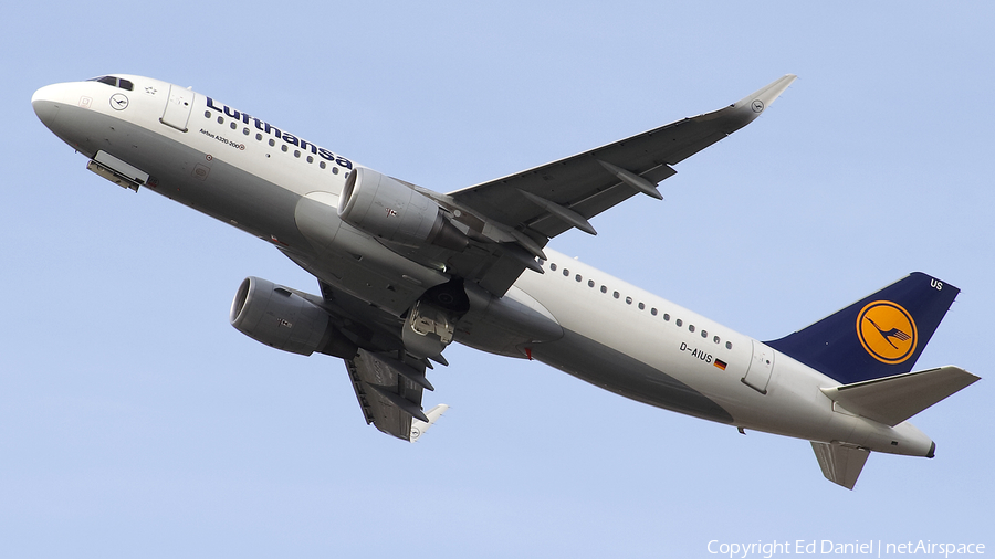 Lufthansa Airbus A320-214 (D-AIUS) | Photo 265524