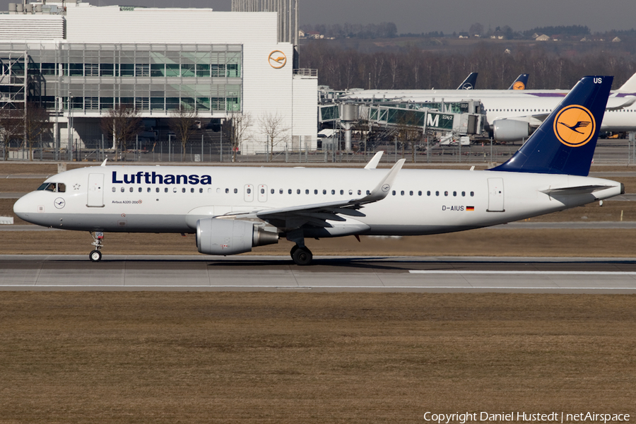 Lufthansa Airbus A320-214 (D-AIUS) | Photo 416824