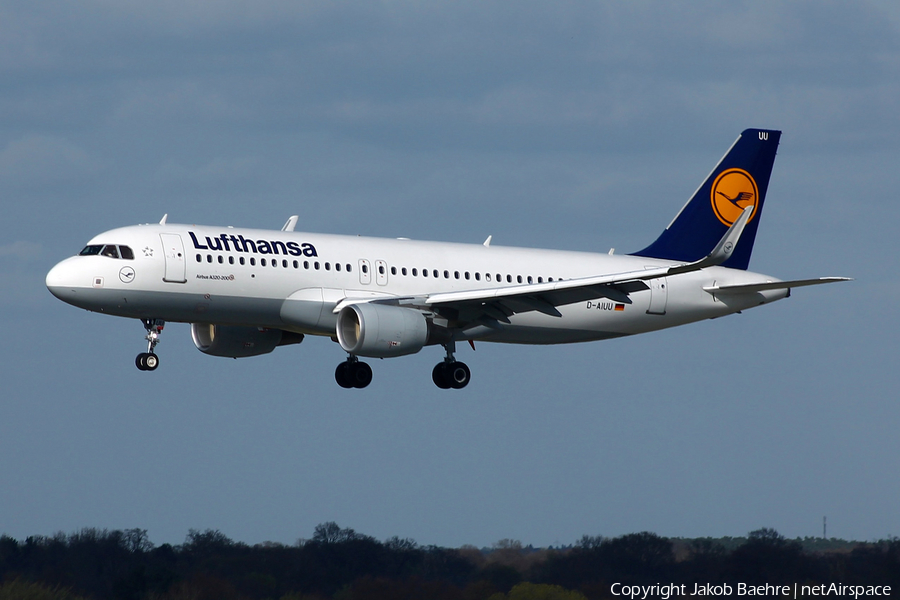Lufthansa Airbus A320-214 (D-AIUU) | Photo 161358
