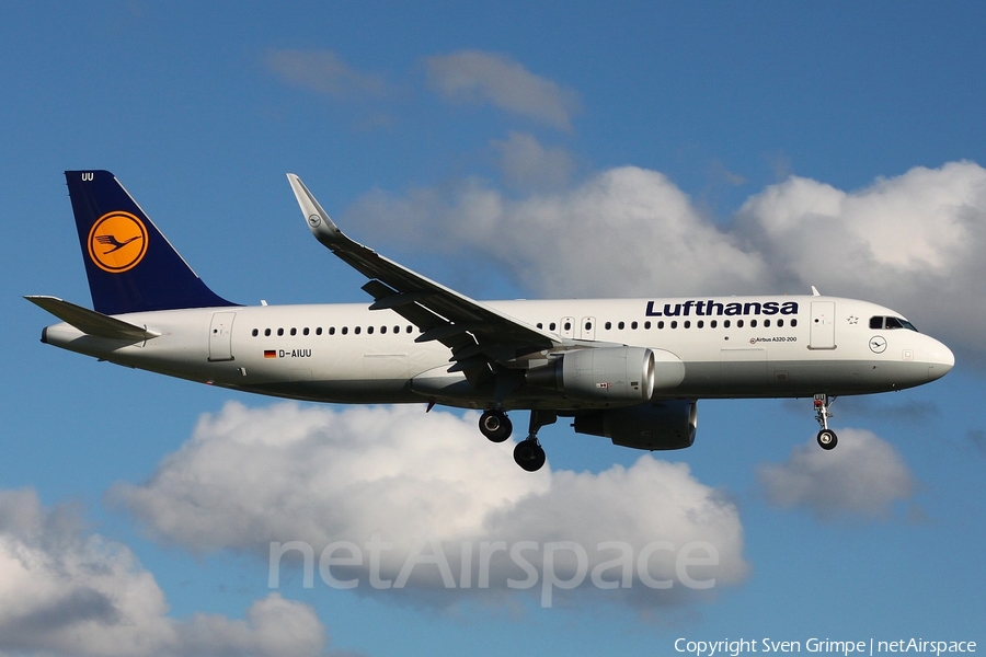 Lufthansa Airbus A320-214 (D-AIUU) | Photo 118319