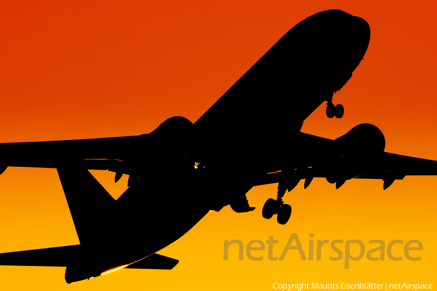 Lufthansa Airbus A320-214 (D-AIUU) | Photo 120098