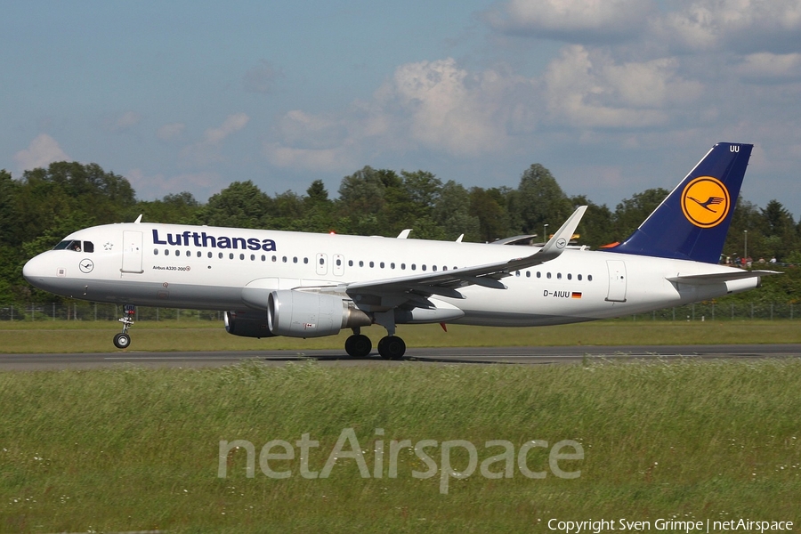 Lufthansa Airbus A320-214 (D-AIUU) | Photo 166511