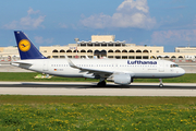 Lufthansa Airbus A320-214 (D-AIUU) at  Luqa - Malta International, Malta
