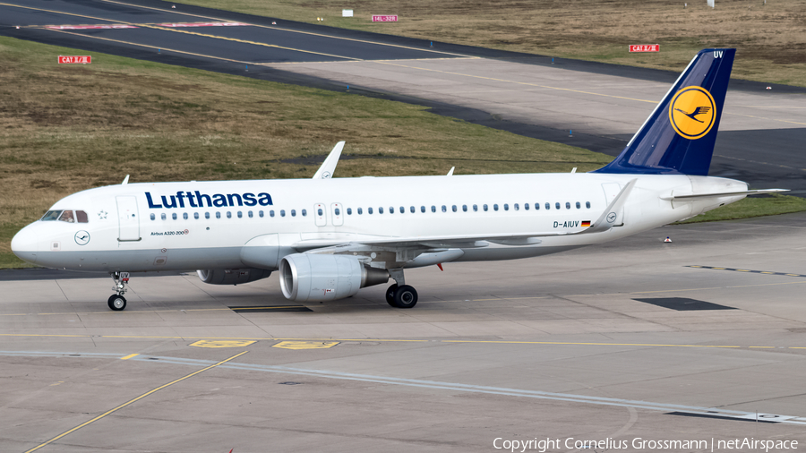 Lufthansa Airbus A320-214 (D-AIUV) | Photo 435559