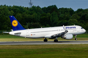 Lufthansa Airbus A320-214 (D-AIUV) at  Hamburg - Fuhlsbuettel (Helmut Schmidt), Germany