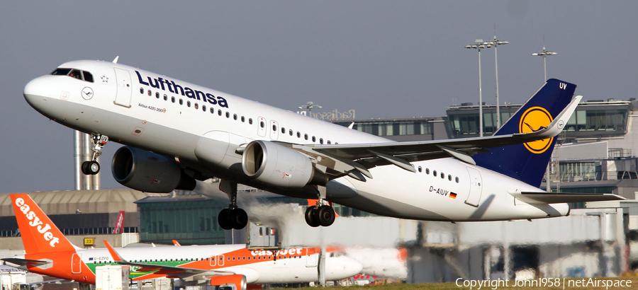 Lufthansa Airbus A320-214 (D-AIUV) | Photo 146121