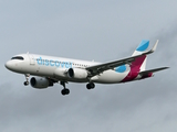 Discover Airlines Airbus A320-214 (D-AIUX) at  Frankfurt am Main, Germany