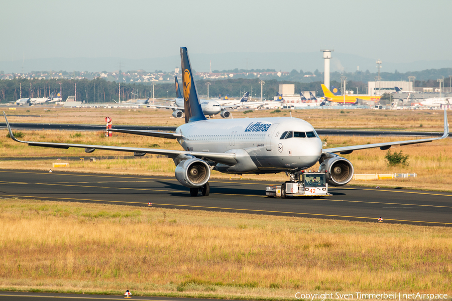 Lufthansa Airbus A320-214 (D-AIUX) | Photo 467864