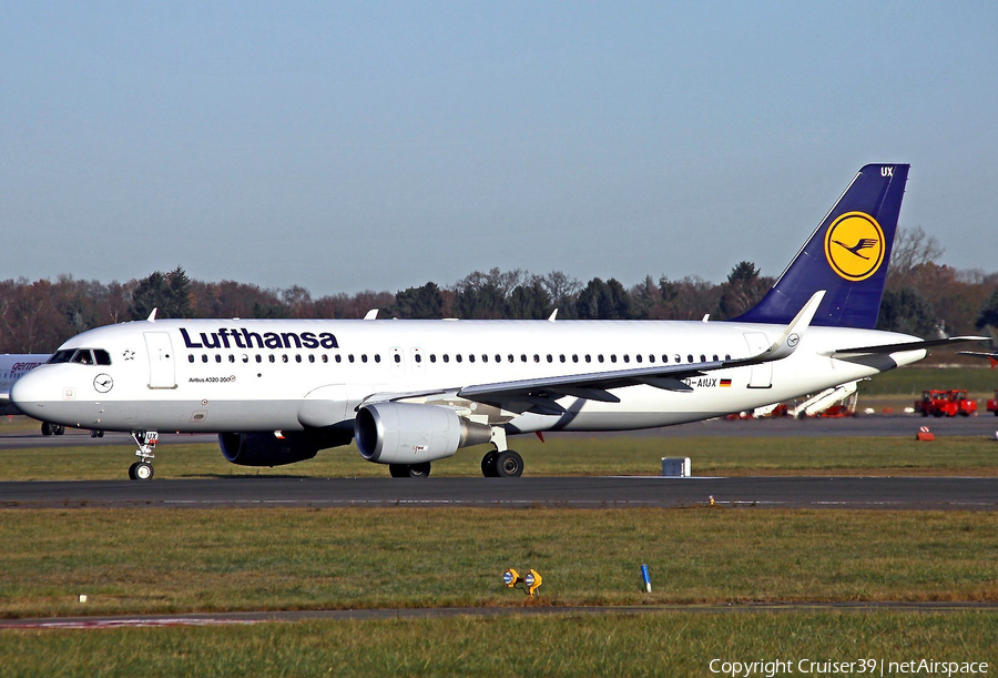 Lufthansa Airbus A320-214 (D-AIUX) | Photo 195813
