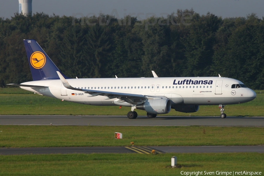 Lufthansa Airbus A320-214 (D-AIUX) | Photo 534741