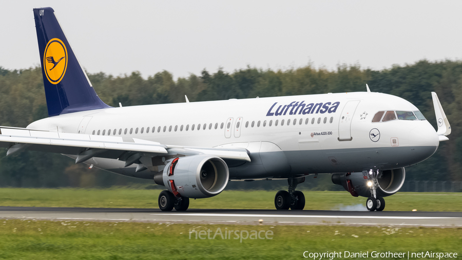 Lufthansa Airbus A320-214 (D-AIUY) | Photo 128233