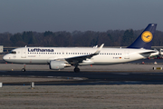 Lufthansa Airbus A320-214 (D-AIUY) at  Hamburg - Fuhlsbuettel (Helmut Schmidt), Germany