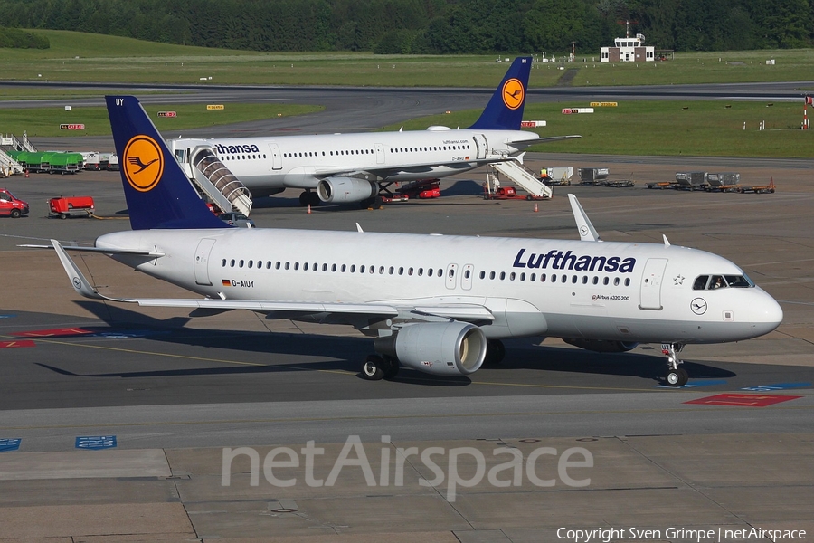 Lufthansa Airbus A320-214 (D-AIUY) | Photo 165578