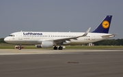 Lufthansa Airbus A320-214 (D-AIUY) at  Hamburg - Fuhlsbuettel (Helmut Schmidt), Germany