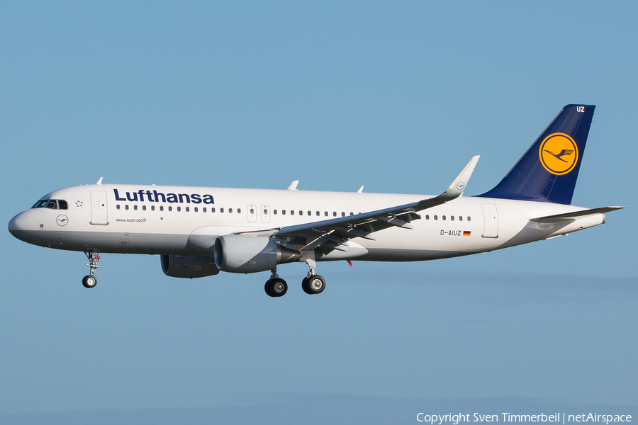 Lufthansa Airbus A320-214 (D-AIUZ) | Photo 157205