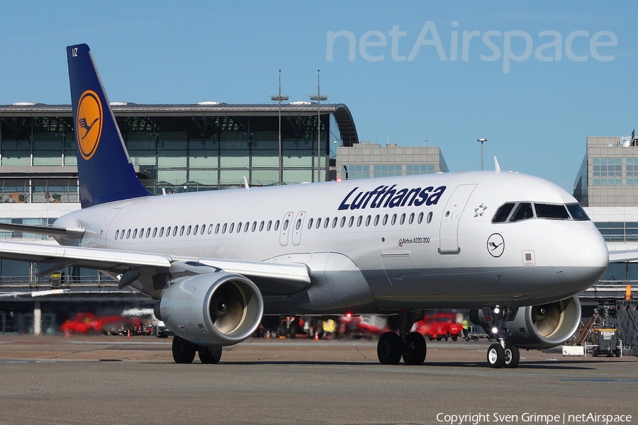 Lufthansa Airbus A320-214 (D-AIUZ) | Photo 166026