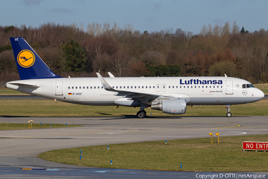 Lufthansa Airbus A320-214 (D-AIUZ) | Photo 234978