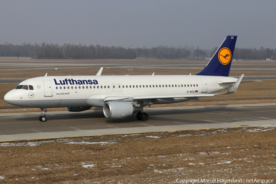 Lufthansa Airbus A320-214 (D-AIUZ) | Photo 226161