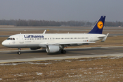 Lufthansa Airbus A320-214 (D-AIUZ) at  Munich, Germany