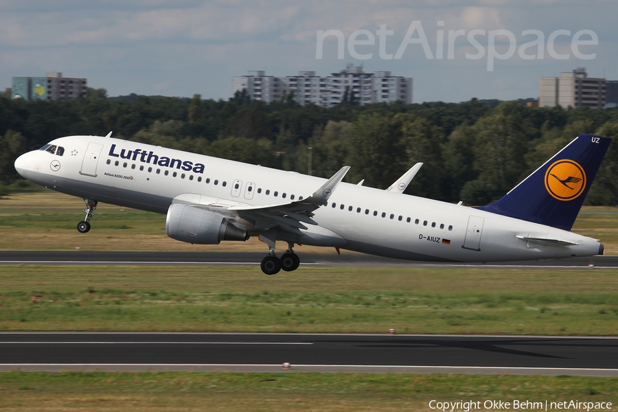 Lufthansa Airbus A320-214 (D-AIUZ) | Photo 186979