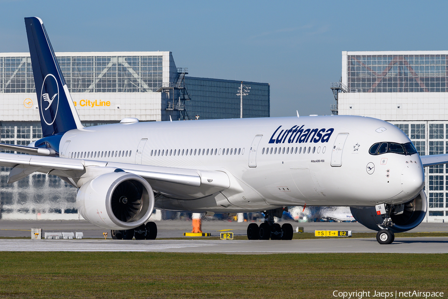 Lufthansa Airbus A350-941 (D-AIVA) | Photo 537378
