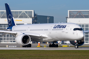 Lufthansa Airbus A350-941 (D-AIVA) at  Munich, Germany