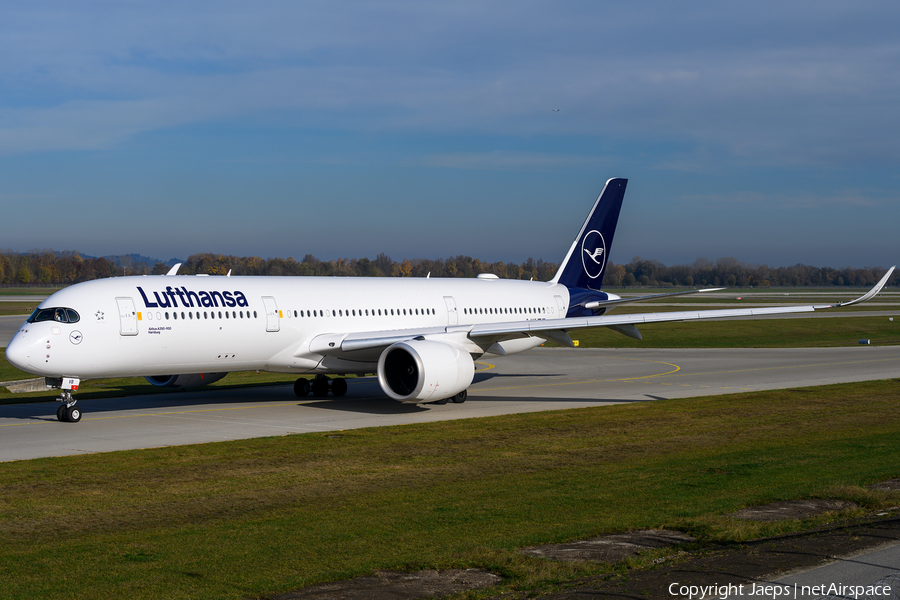 Lufthansa Airbus A350-941 (D-AIVB) | Photo 537366