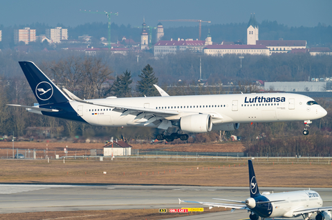 Lufthansa Airbus A350-941 (D-AIVB) at  Munich, Germany
