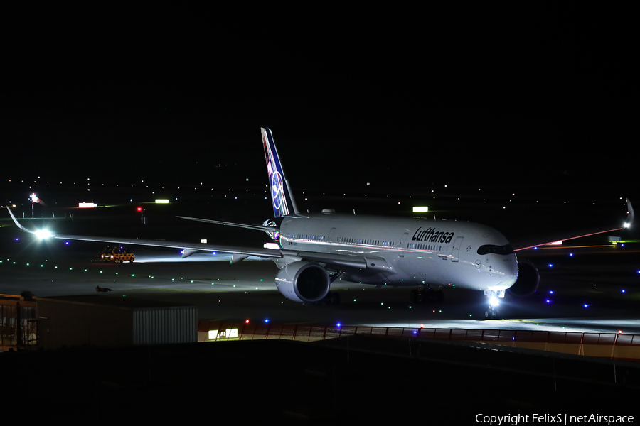 Lufthansa Airbus A350-941 (D-AIVC) | Photo 529801