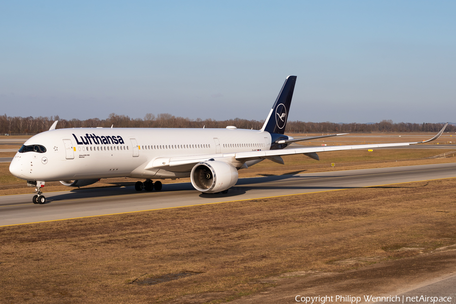 Lufthansa Airbus A350-941 (D-AIVC) | Photo 563948