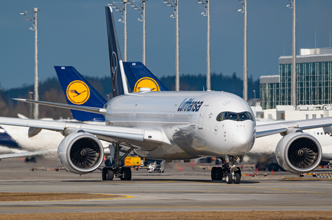 Lufthansa Airbus A350-941 (D-AIVD) at  Munich, Germany