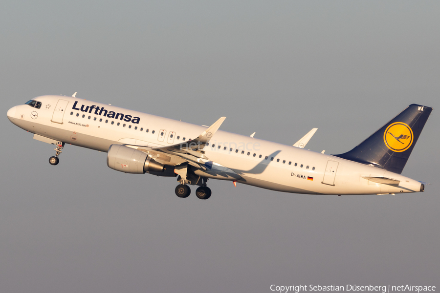 Lufthansa Airbus A320-214 (D-AIWA) | Photo 292058
