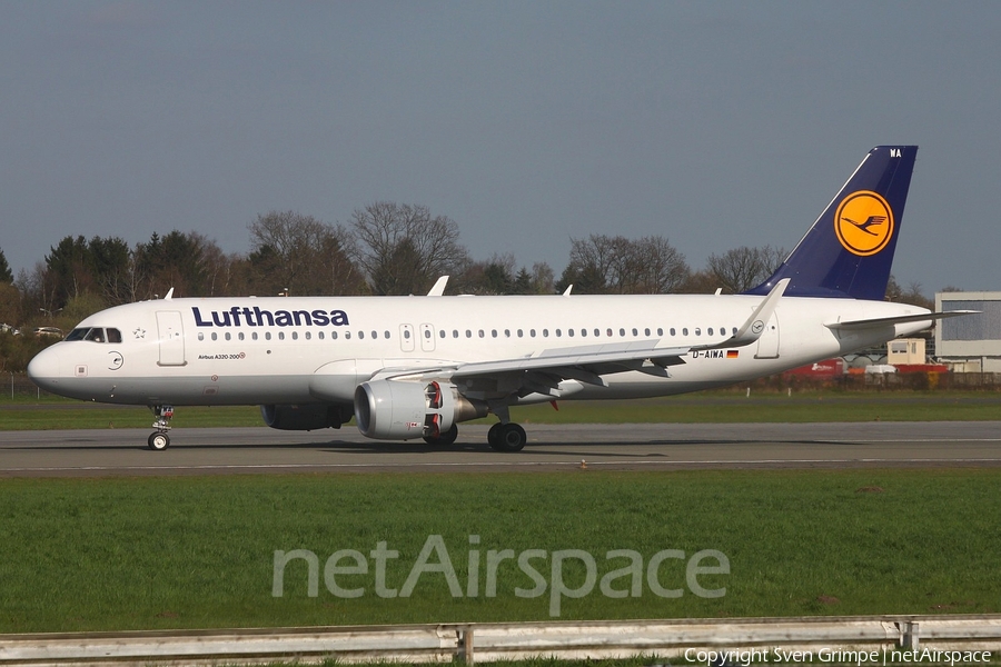 Lufthansa Airbus A320-214 (D-AIWA) | Photo 239858