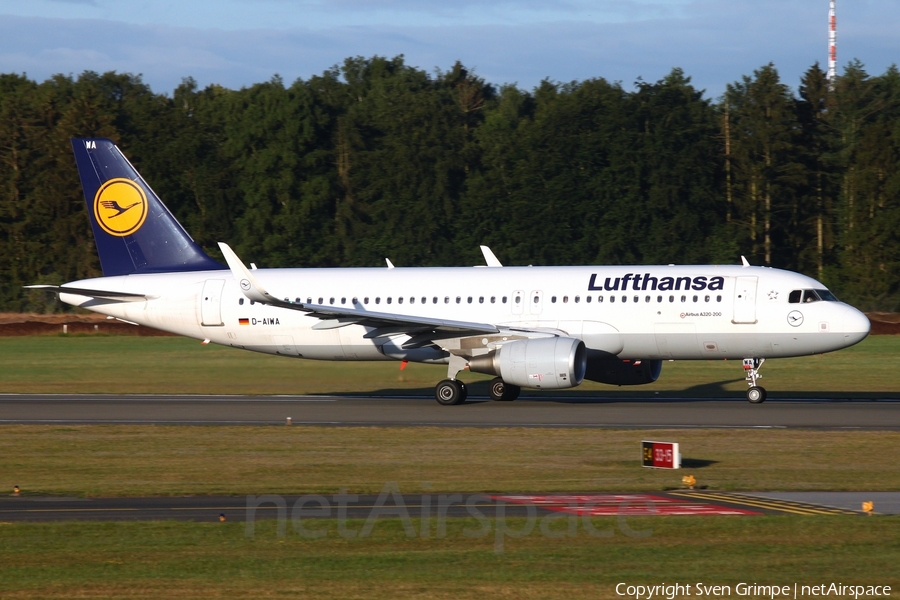 Lufthansa Airbus A320-214 (D-AIWA) | Photo 517466