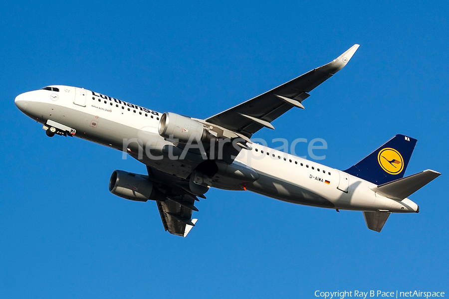 Lufthansa Airbus A320-214 (D-AIWA) | Photo 354085