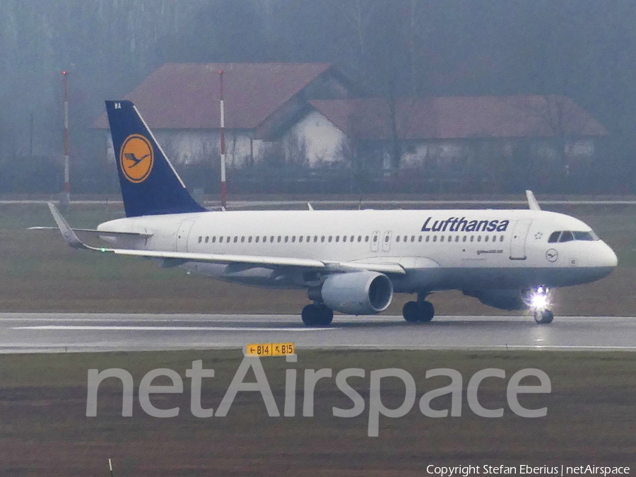 Lufthansa Airbus A320-214 (D-AIWA) | Photo 364417