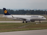 Lufthansa Airbus A320-214 (D-AIWA) at  Munich, Germany