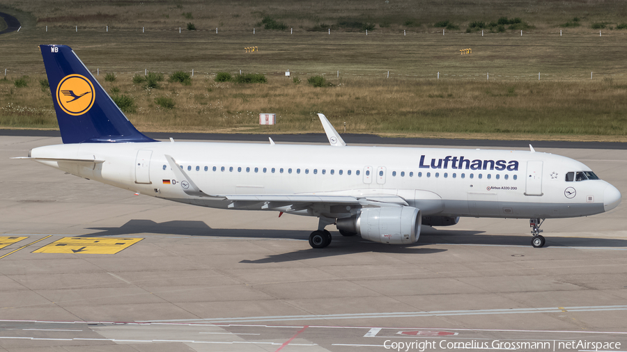 Lufthansa Airbus A320-214 (D-AIWB) | Photo 422920