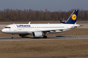 Lufthansa Airbus A320-214 (D-AIWB) at  Munich, Germany