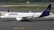 Lufthansa Airbus A320-214 (D-AIWC) at  Hamburg - Fuhlsbuettel (Helmut Schmidt), Germany