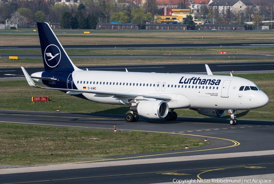 Lufthansa Airbus A320-214 (D-AIWC) | Photo 310407