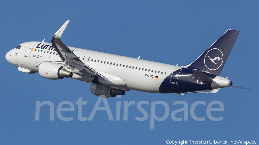 Lufthansa Airbus A320-214 (D-AIWD) | Photo 295252