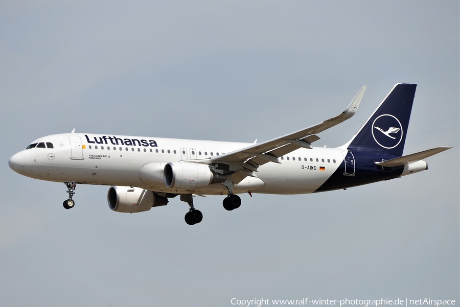 Lufthansa Airbus A320-214 (D-AIWD) | Photo 394493