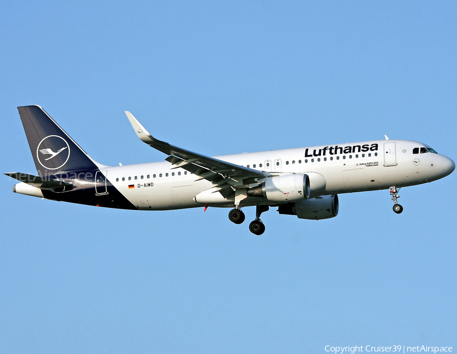 Lufthansa Airbus A320-214 (D-AIWD) | Photo 357292