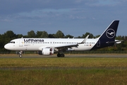 Lufthansa Airbus A320-214 (D-AIWD) at  Hamburg - Fuhlsbuettel (Helmut Schmidt), Germany