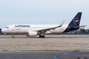 Lufthansa Airbus A320-214 (D-AIWE) at  Hamburg - Fuhlsbuettel (Helmut Schmidt), Germany