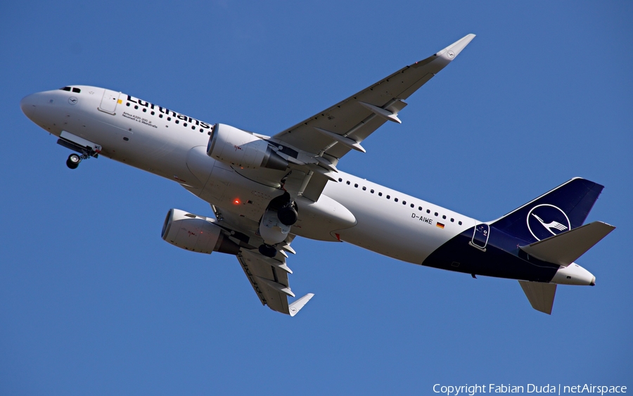 Lufthansa Airbus A320-214 (D-AIWE) | Photo 291950