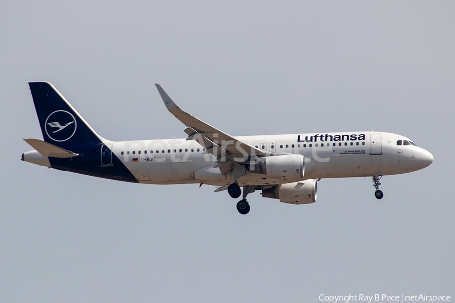 Lufthansa Airbus A320-214 (D-AIWE) | Photo 588476