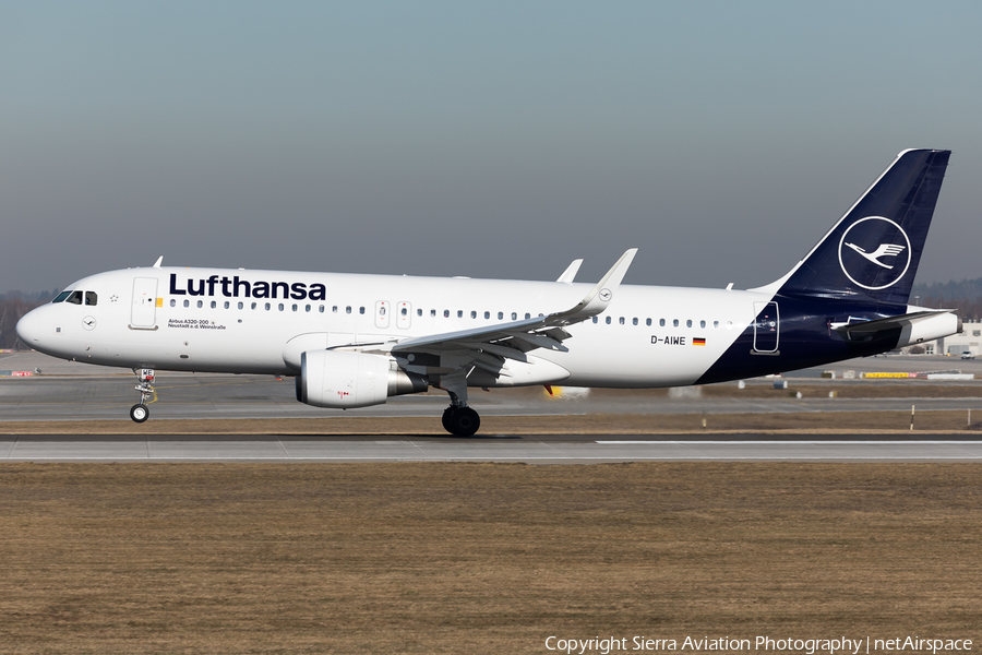 Lufthansa Airbus A320-214 (D-AIWE) | Photo 329058